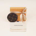 round-coin-purse-affordable-luxury-116883-1