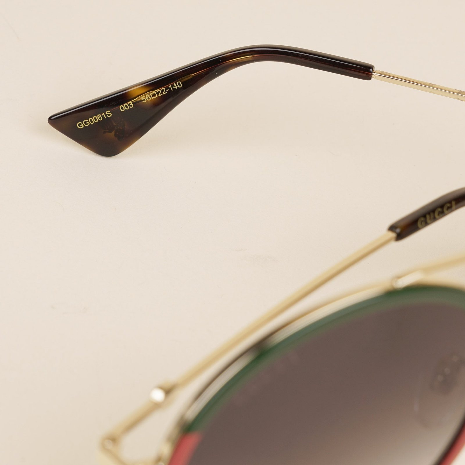 round-web-sunglasses-affordable-luxury-137136-1 Round Web Sunglasses - GUCCI - Affordable Luxury