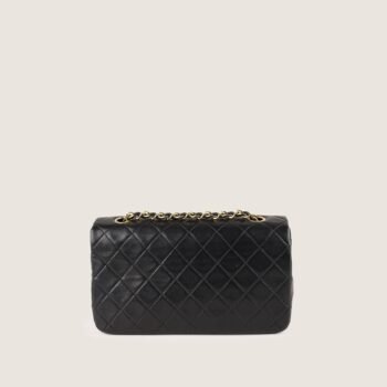 Single Full Flap Bag - CHANEL - Affordable Luxury