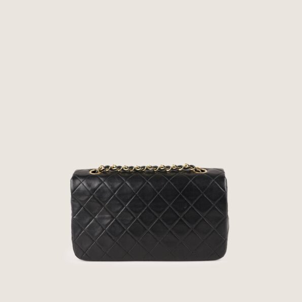 Single Full Flap Bag - CHANEL - Affordable Luxury