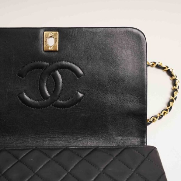 Single Full Flap Bag - CHANEL - Affordable Luxury