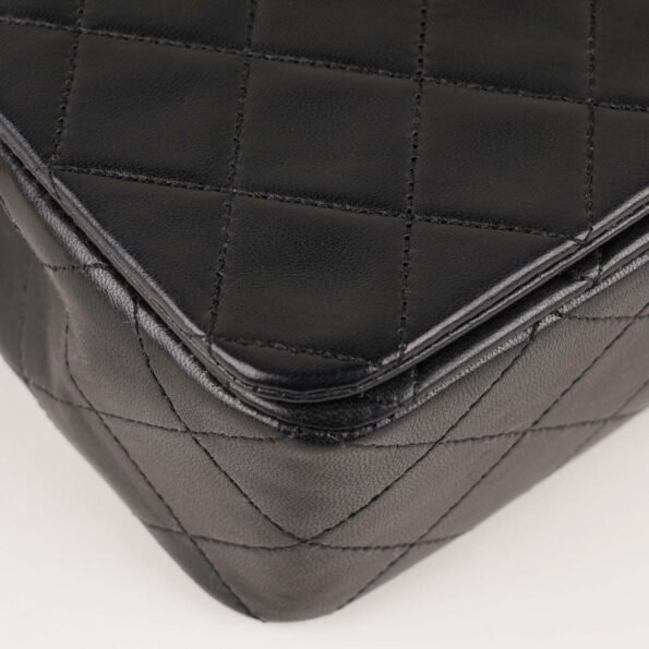 Single Full Flap Bag - CHANEL - Affordable Luxury