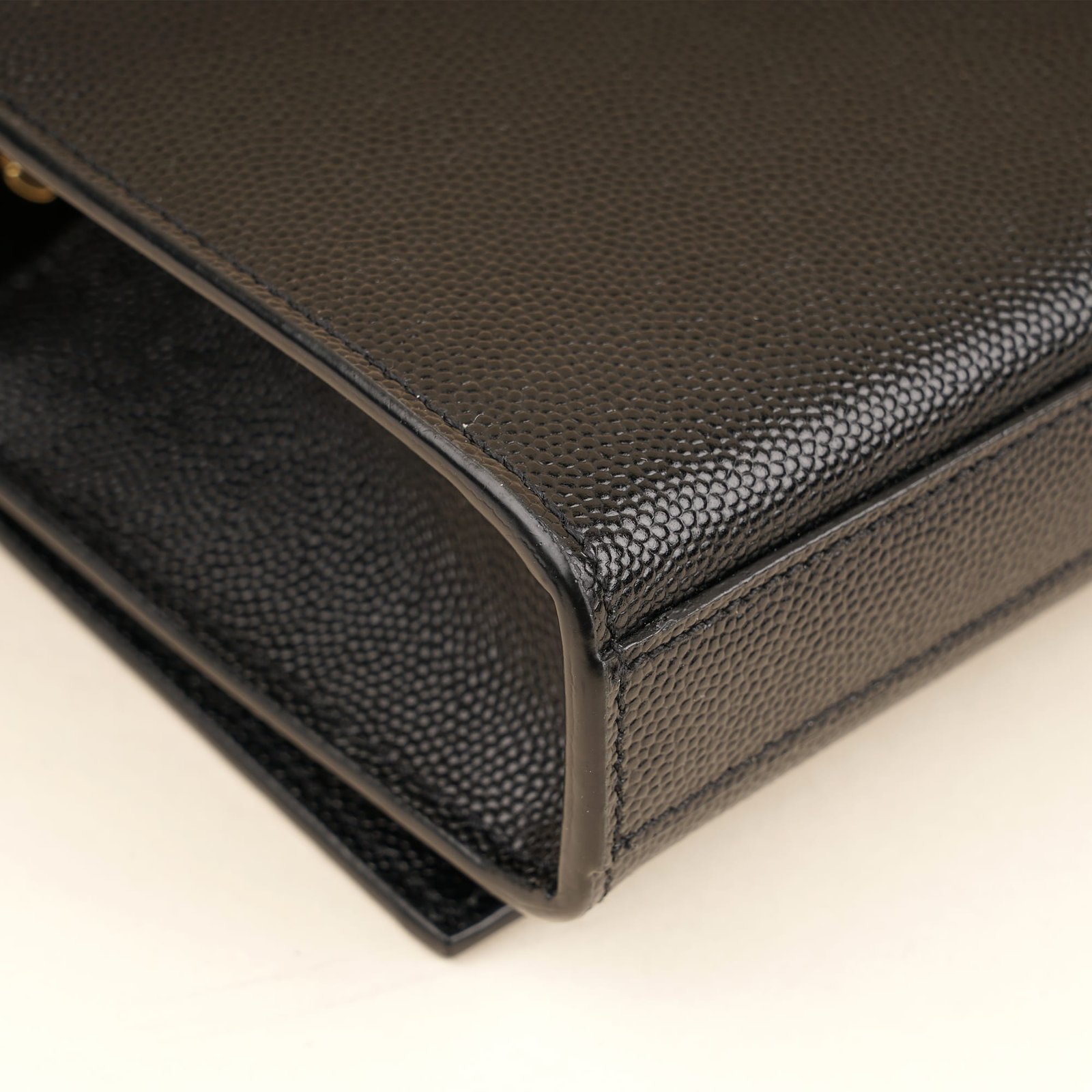 small-kate-shoulder-bag-affordable-luxury-540752-1 Small Kate Shoulder Bag - SAINT LAURENT - Affordable Luxury