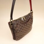 south-bank-shoulder-bag-affordable-luxury-193898-1
