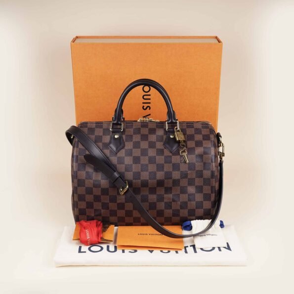Speedy Bandouli¨¨re 30 Handbag - LOUIS VUITTON - Affordable Luxury