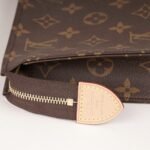 toiletry-pouch-26-affordable-luxury-102558-1