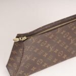 toiletry-pouch-26-affordable-luxury-102558-1