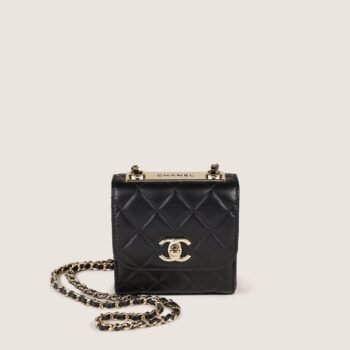 Trendy Clutch on Chain - CHANEL - Affordable Luxury
