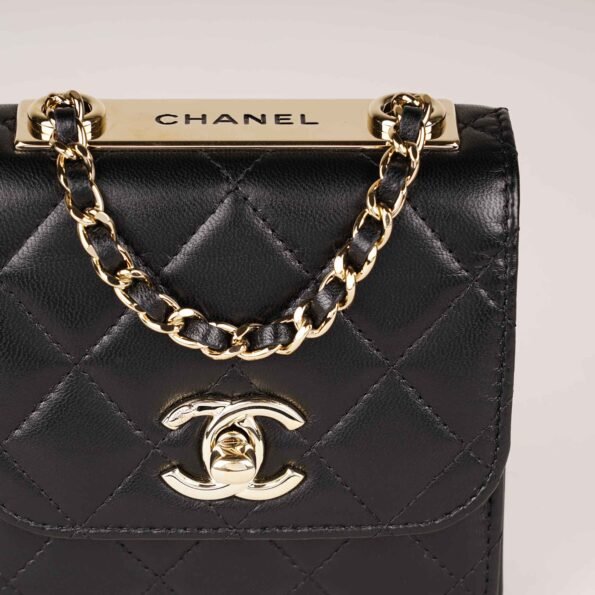 Trendy Clutch on Chain - CHANEL - Affordable Luxury