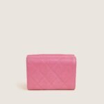 trifold-wallet-affordable-luxury-675461-2