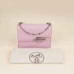 verrou-chaine-mini-bag-affordable-luxury-581766-1