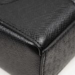 vertical-tote-bag-affordable-luxury-494144-1