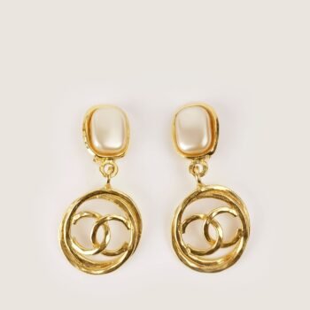 Vintage Oversized CC Earrings - CHANEL - Affordable Luxury
