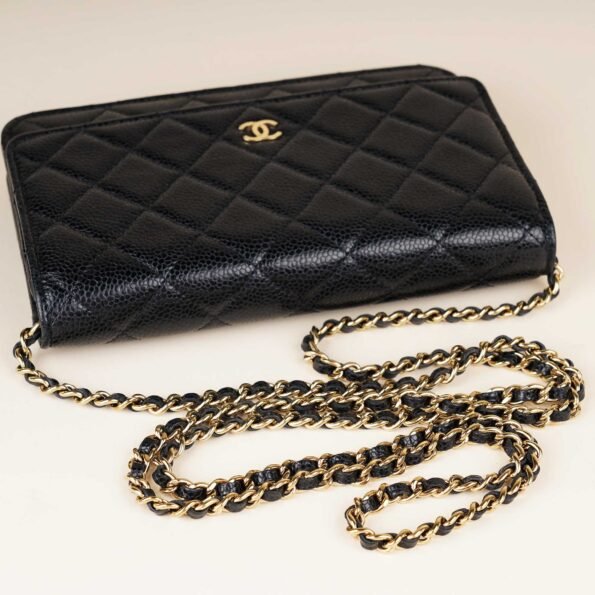 Wallet On Chain - CHANEL - Affordable Luxury