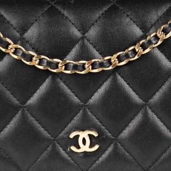 Wallet On Chain - CHANEL - Affordable Luxury