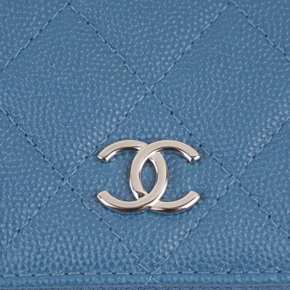 Zipped Coin Purse - CHANEL - Affordable Luxury