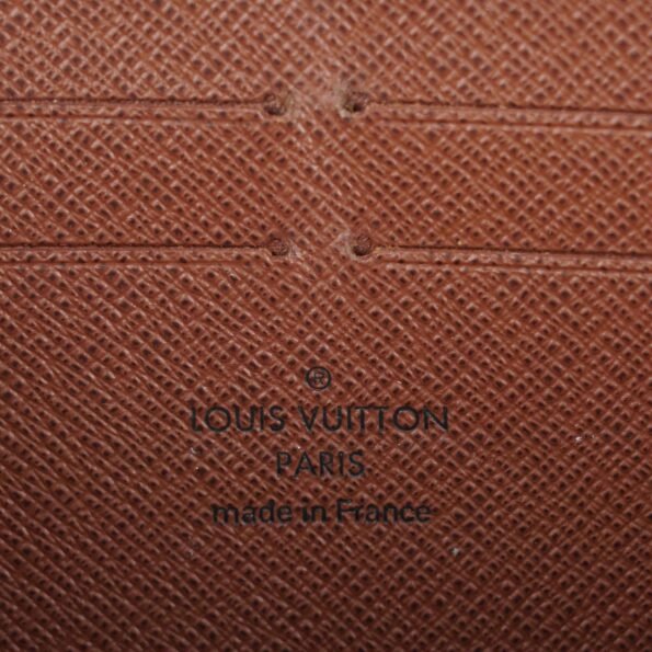 Zippy Wallet MM - LOUIS VUITTON - Affordable Luxury